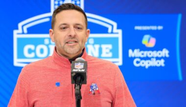 Wolf: Patriots willing to trade a top draft pick to help team