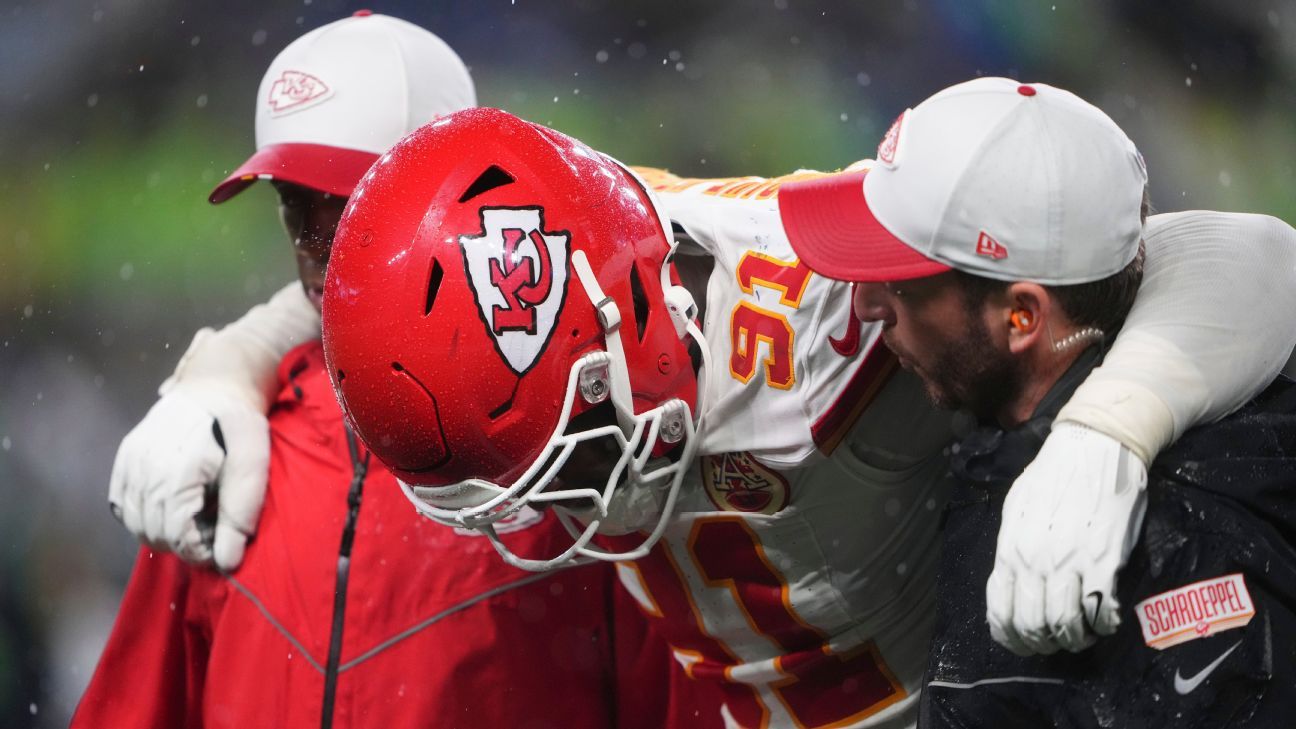 Chiefs place DE Felix Anudike-Uzomah on season-ending IR