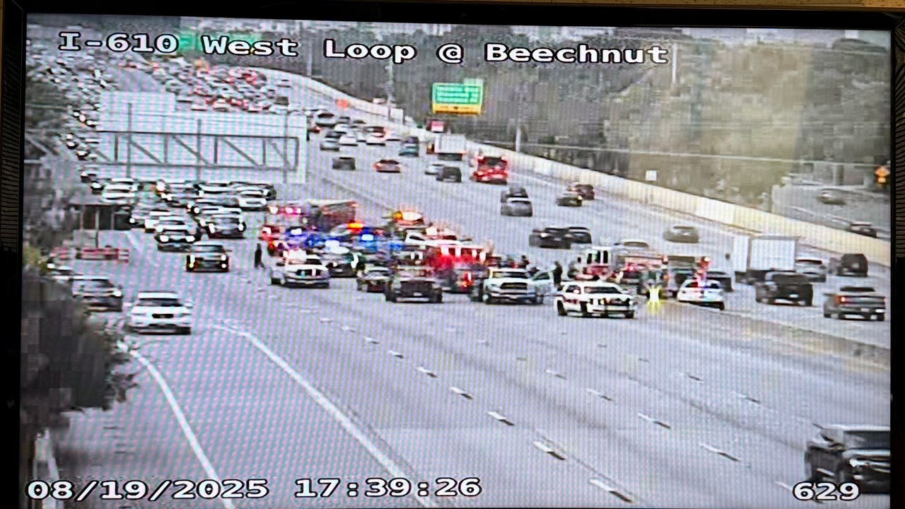 Houston traffic: West Loop 610 reopens after crash with motorcycle