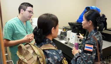 Thai Royal Air Force Nurses visit NAMRU San Antonio