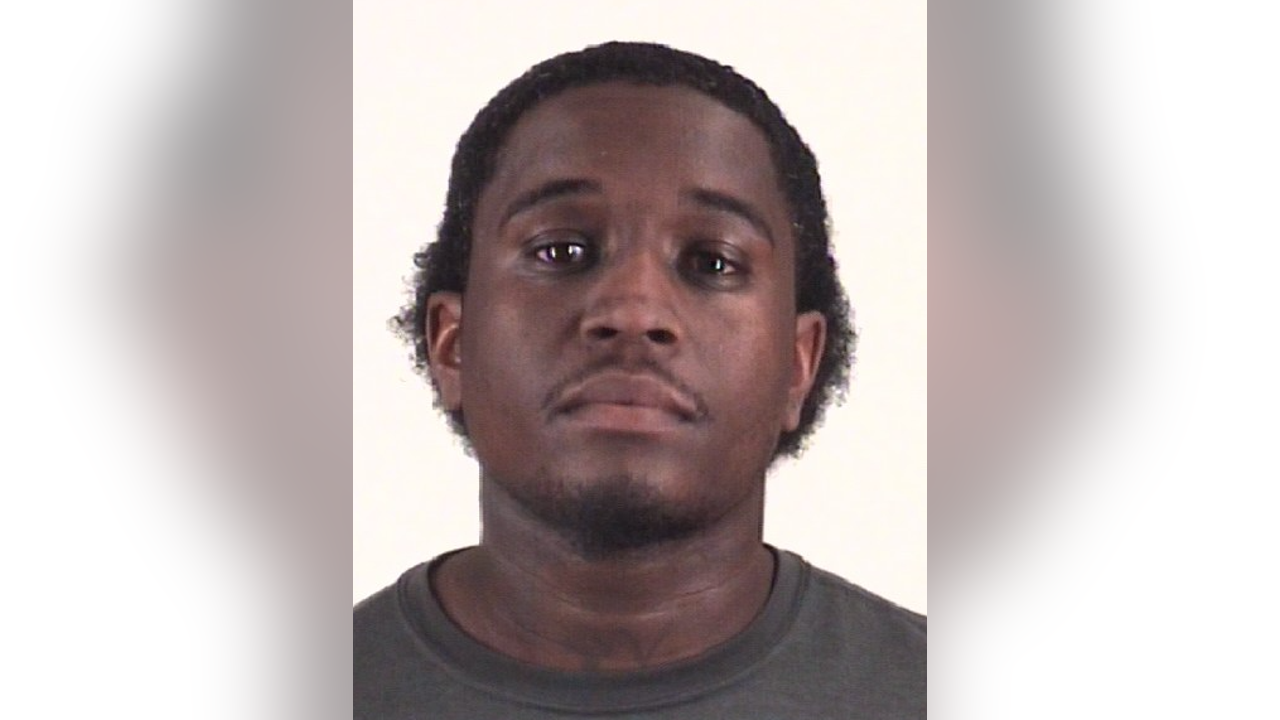 Man arrested on murder charge after car-to-car shooting in Fort Worth