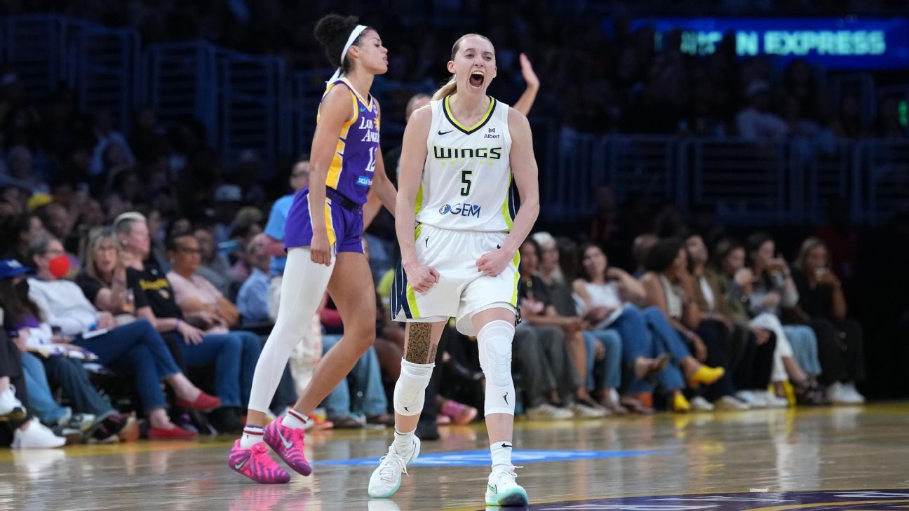 Wings' Bueckers lights up Sparks for WNBA rookie-record 44