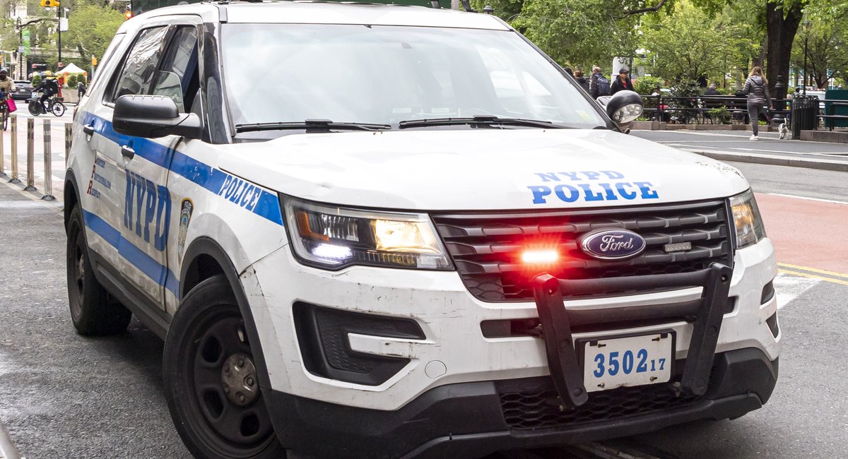 Man steals taxi in Manhattan, hits cyclist and flees, NYPD says