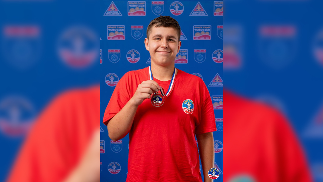 La Plata Teen Wins Top Honor At Space Camp In Huntsville
