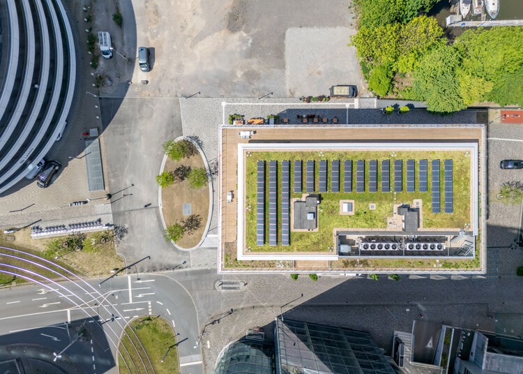 The Cradle Office Building / HPP Architects - Image 2 of 22