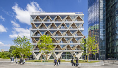 The Cradle Office Building / HPP Architects