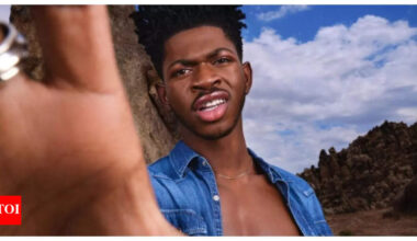 Lil Nas X bares all on LA streets; seen rapping Nicki Minaj's 'Monster' before arrest - WATCH |
