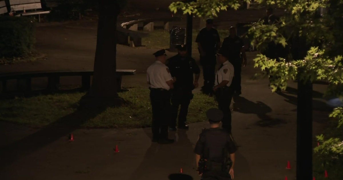 1 killed, several injured in shooting at Bronx basketball tournament