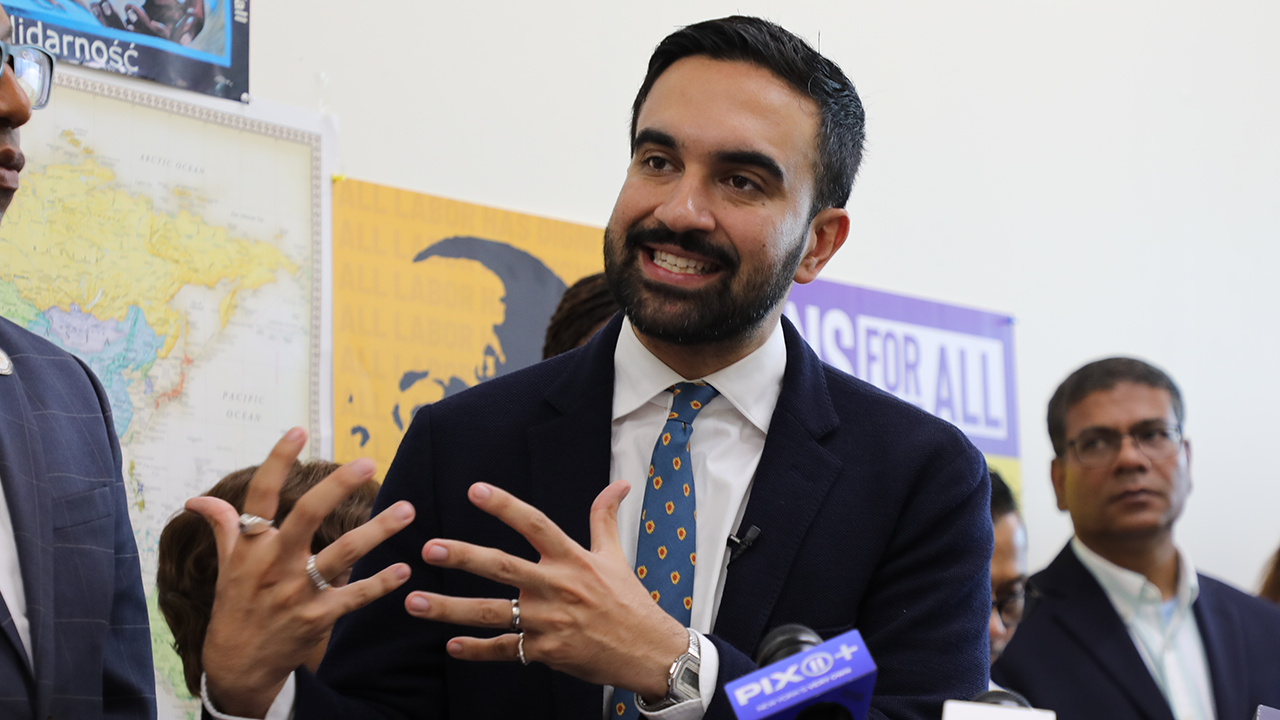NYC mayoral candidate cites Boston, Los Angeles as models to fight Trump