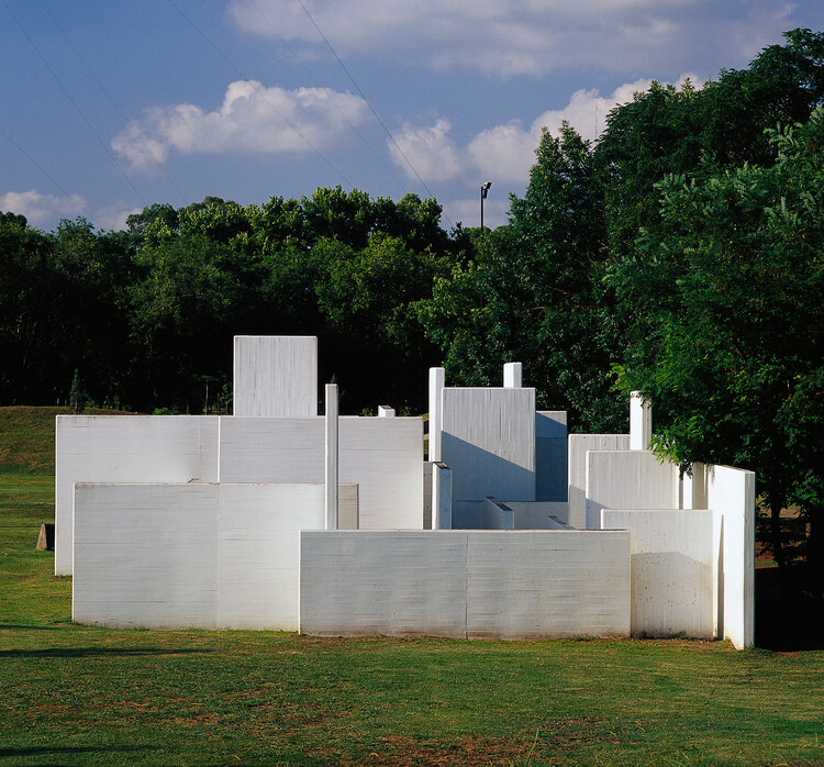 A Natural Childhood: How Architecture Connects Landscape, Culture, and Play - Image 5 of 26