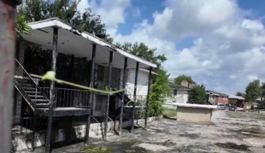 Houston families paying rent, HOA fees say southeast condos are crumbling around them