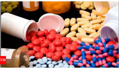 THIS common painkiller and antibiotic taken together can cause genetic changes, claims study |