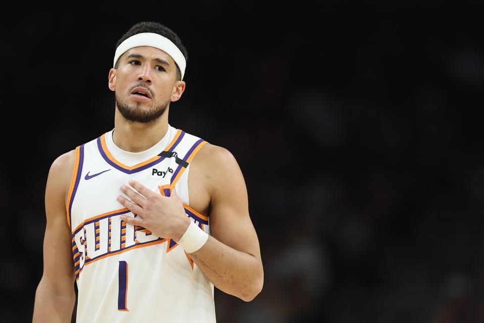 San Antonio Spurs v Phoenix Suns
