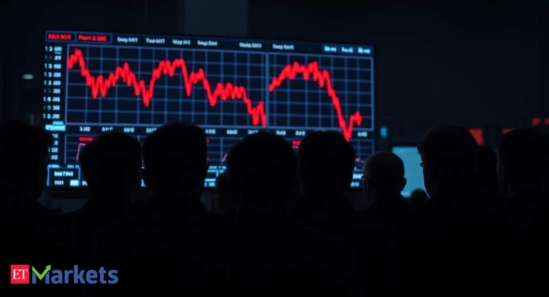 Concurrent Losers: 10 Large-cap stocks that fell for five consecutive sessions - Red Run