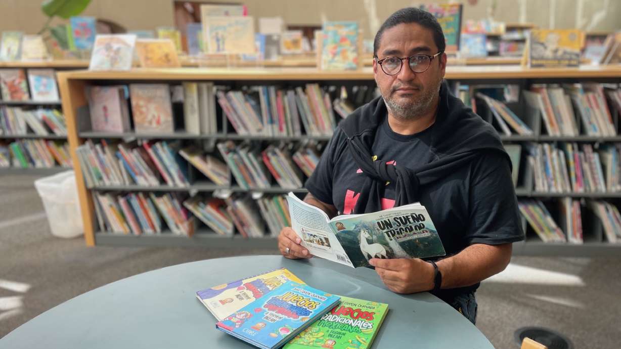 'Never forget your roots': Venezuelan transplant using books to connect Latinos with culture