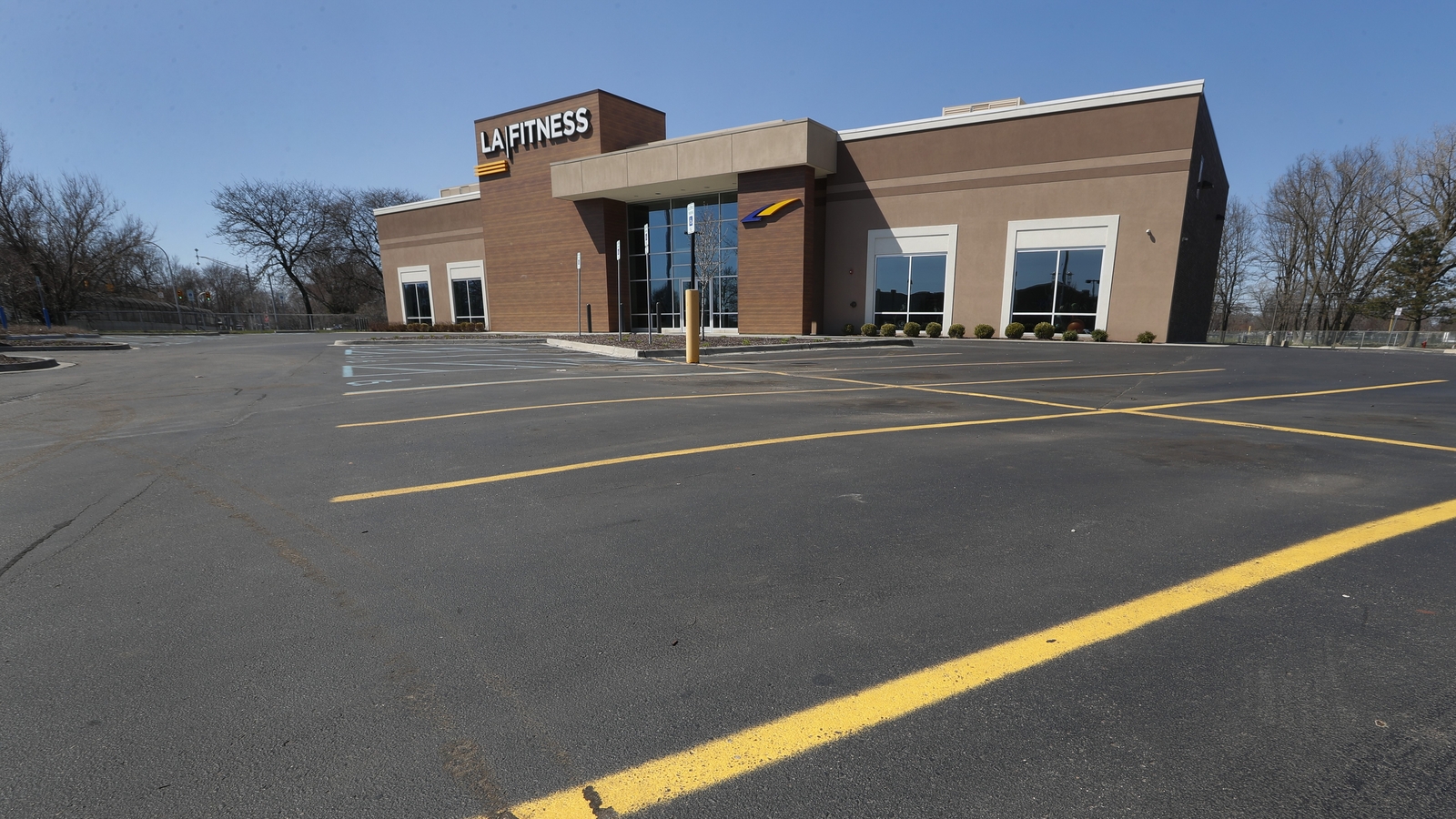 FTC sues LA Fitness operators for 'exceedingly difficult' gym cancellation policies