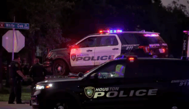 Houston police officer involved in crash with other vehicle lands in swimming pool in The Heights, HPD says