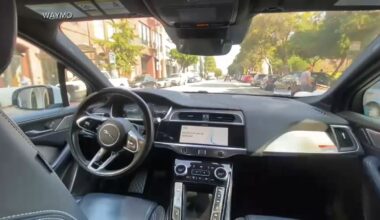 Taxi drivers call on Gov. Kathy Hochul to stop Waymo's driverless cars in NYC