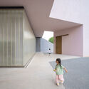 The Xue Village Community and Tourist Service Center / Studio 10 - Interior Photography, Concrete