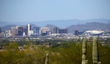 The Phoenix metro ranked high on net job gains for those people moving from one job to another over the past decade. (AP Photo/Ross D. Franklin)