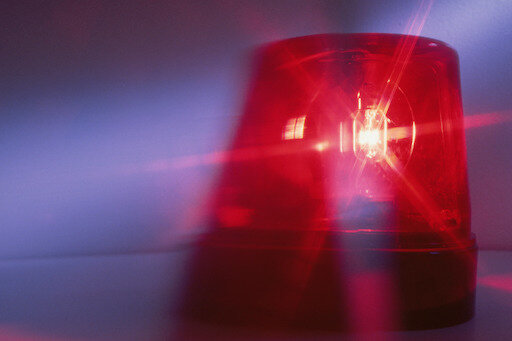 Phoenix police ID man taken to hospital with fatal gunshot wound, search for suspect