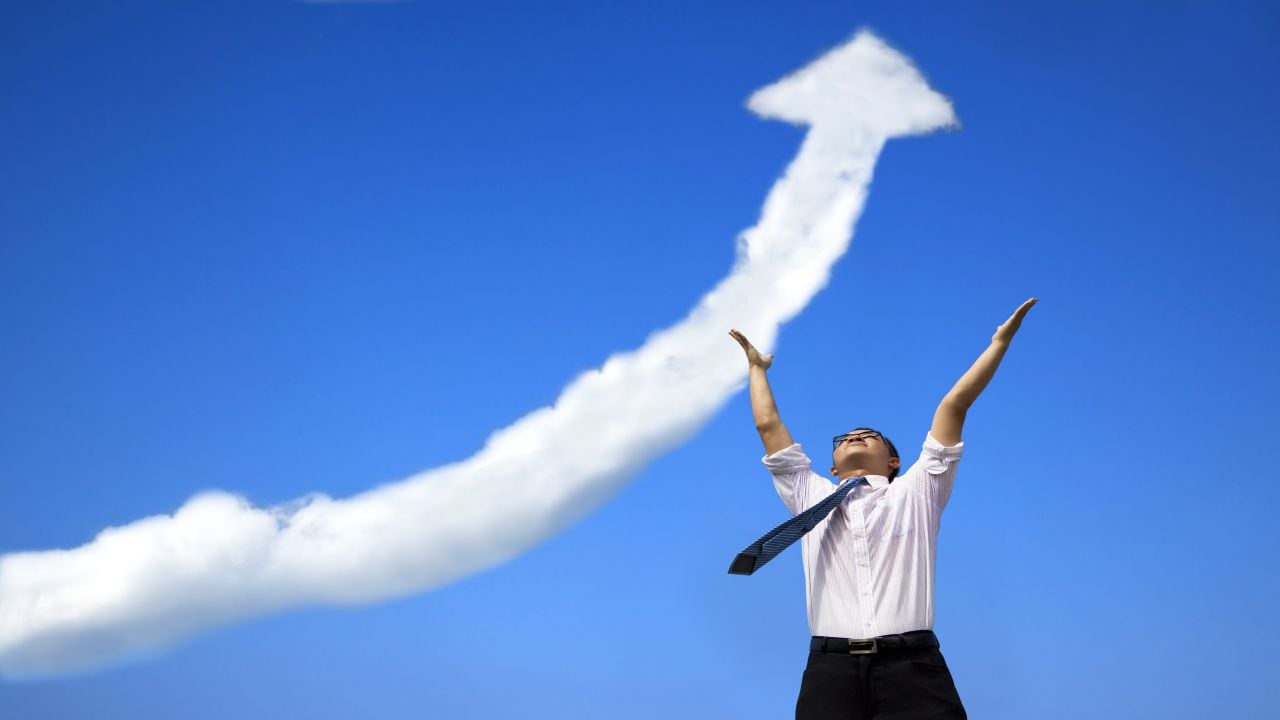 Stock Market LIVE Updates: Sensex up 450 pts, Nifty at 25,000; Infosys, TCS, HCL Tech top gainers