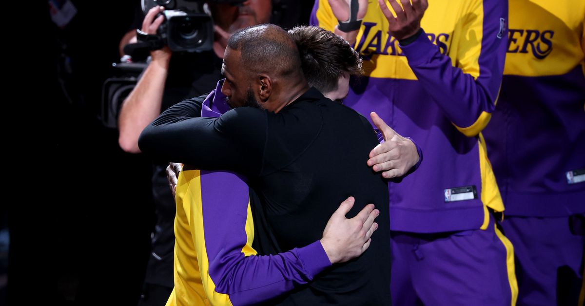 LeBron James Facetimed Luka Dončić to congratulate him on extension
