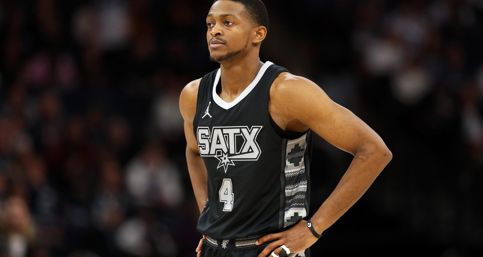 De'Aaron Fox, Spurs Agree to 4-Year, $229M Max Contract Extension After Kings Trade