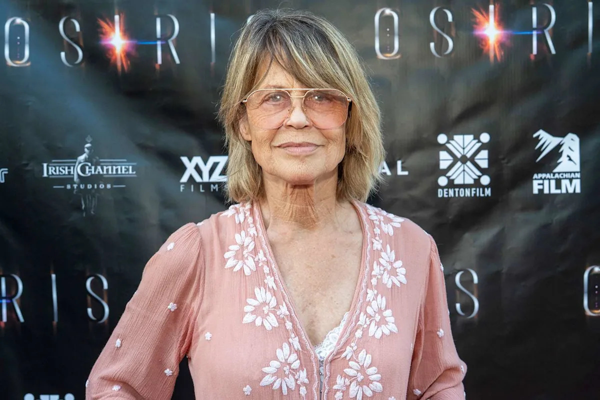 Linda Hamilton Says She Was 'Uncomfortable' with Constant Praise, Being Told She's an 'Icon' on “Osiris ”Set (Exclusive)
