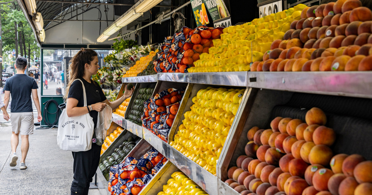 U.S. farm agency allows six more states to bar some items from food aid