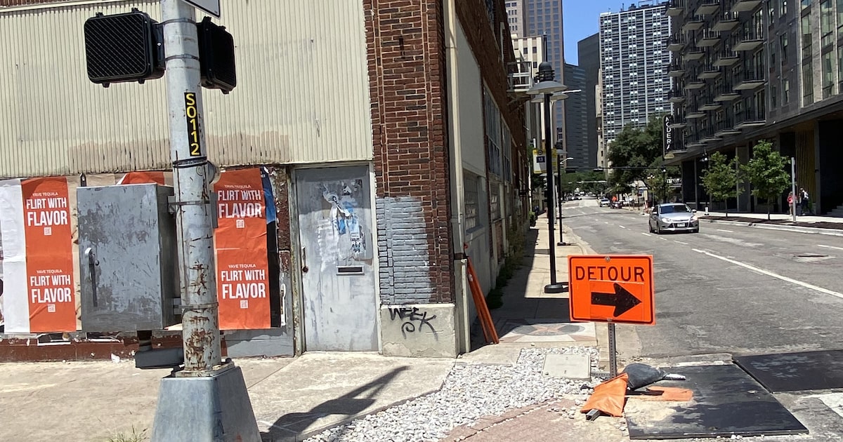 Visitors can dance a Texas two-step on Fort Worth’s downtown sidewalks