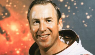 Astronaut Jim Lovell, famed Apollo 13 commander, dies at 97