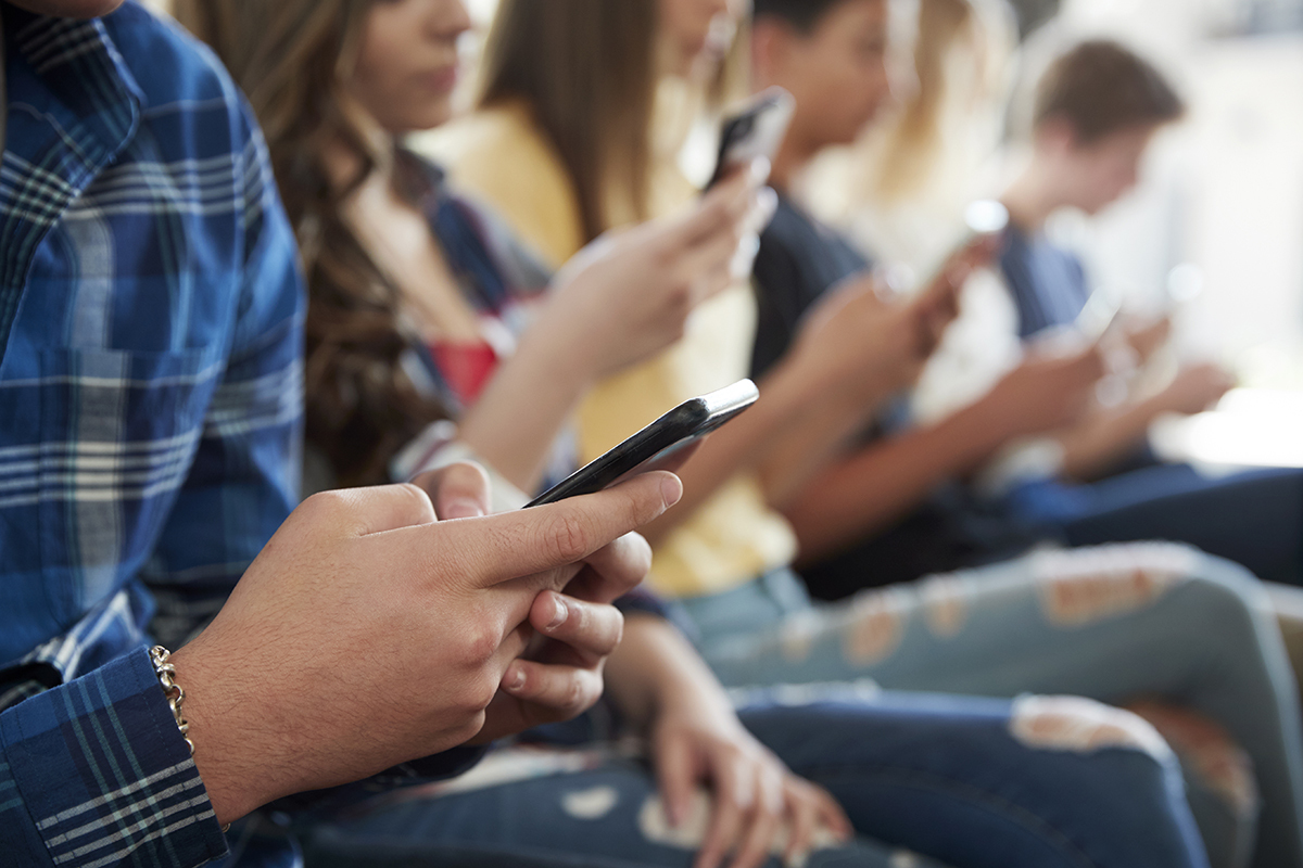 Schools crack down on students' cellphone use with new bans