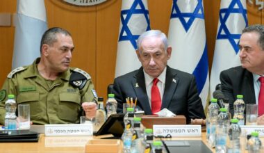 'A very dangerous gamble': Netanyahu's open clash with IDF leaders over invading Gaza City - Haaretz