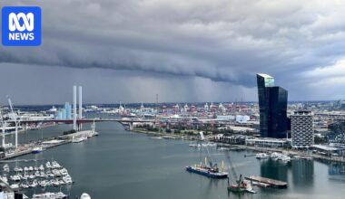 Eastern Australia faces another round of rain and snow as La Niña watch declared