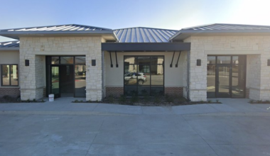 LanCarte Commercial Brokers Sale of Alliance/Keller Office Units to Optimized Holdings