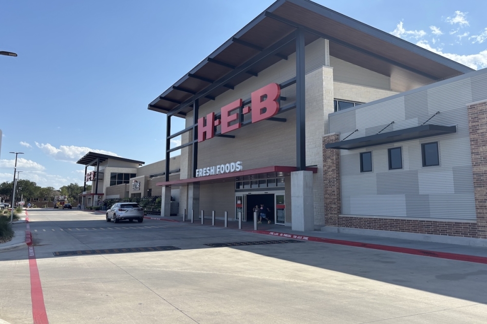 H-E-B opened a new location at 7330 N. Loop 1604 W., in San Antonio. (Andrew Creelman/Community Impact)