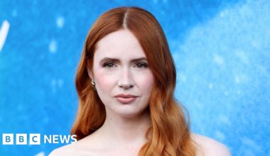 Karen Gillan joins Henry Cavill in the cast of Highlander movie reboot