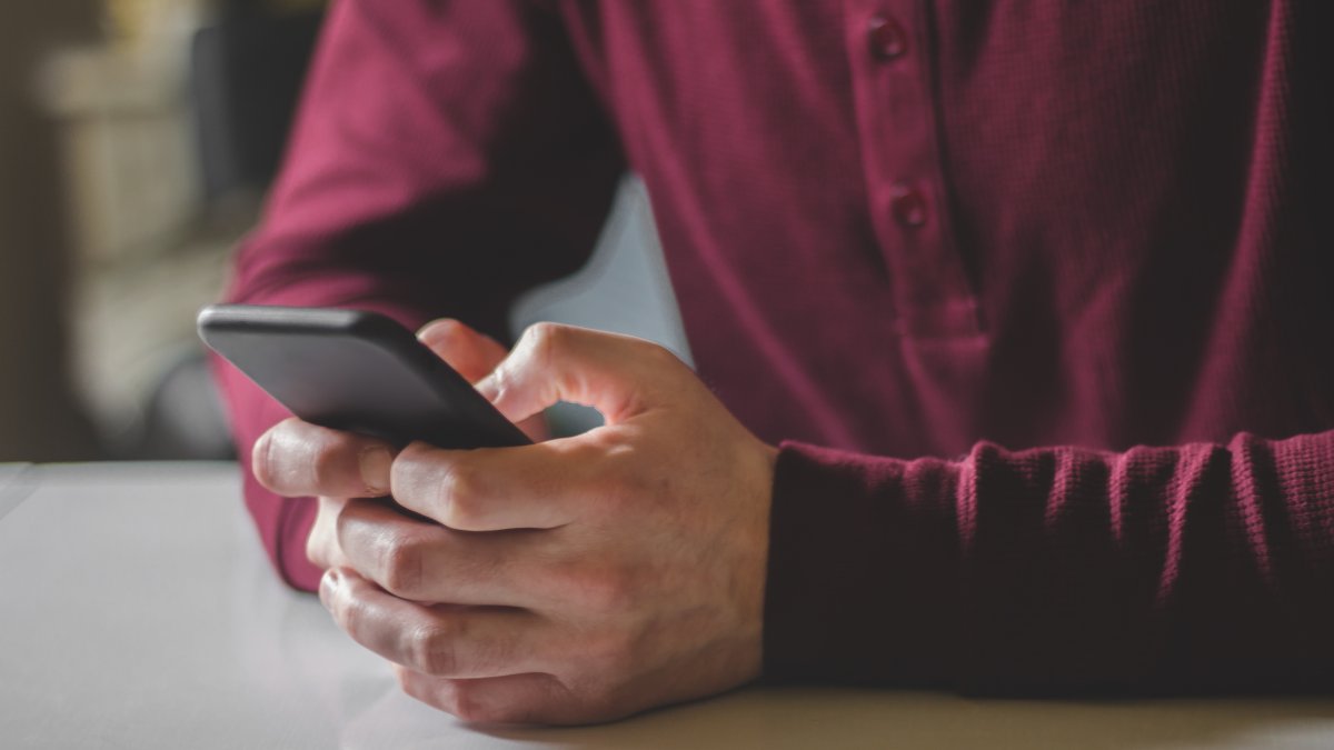 Ex-online gambling addicts in Türkiye rebuild their families