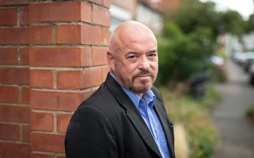 Andy Kettles, 58