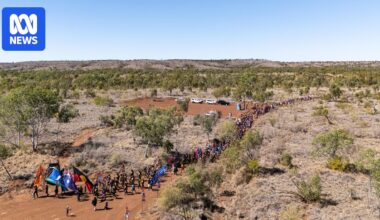 Gurindji leaders say struggle for economic prosperity continues 50 years after land was handed back