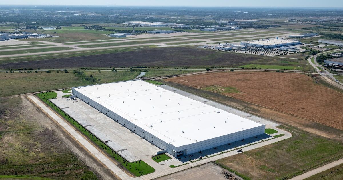 Taiwan supercomputer manufacturer selects Fort Worth for new AI plants, creating 800 jobs