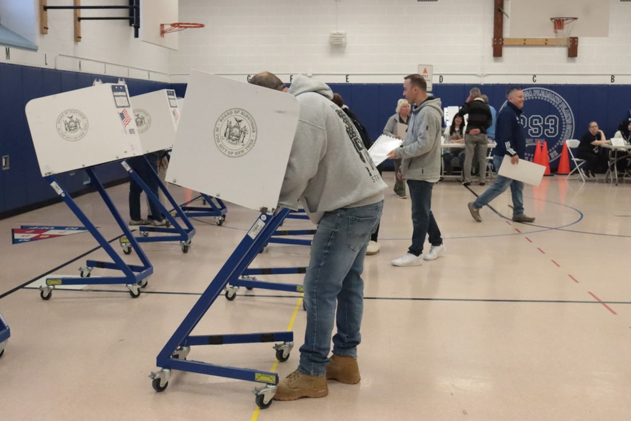 Gamblers have decided who the next NYC mayor will be. And the results are overwhelming