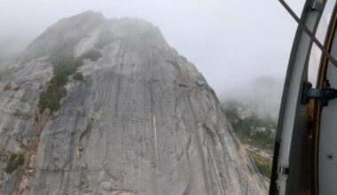 Fallen climbers rescued from B.C.’s Yak Peak while ‘hanging in their harnesses’ - CTV News