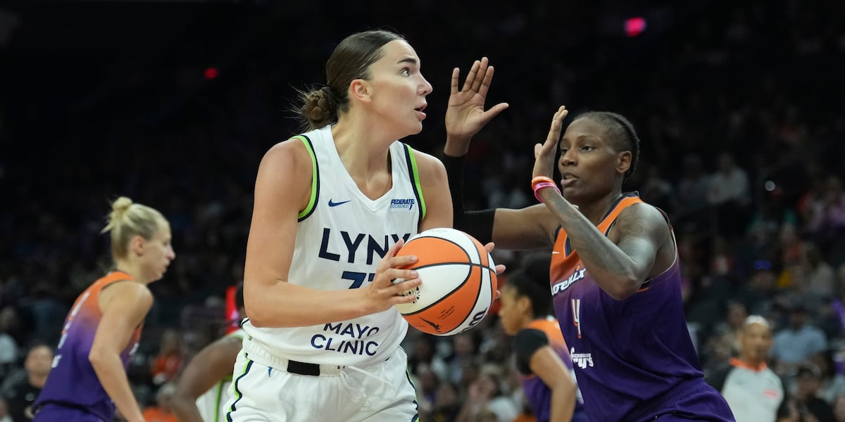 Lufkin’s Natasha Mack scores 14 points in Phoenix win