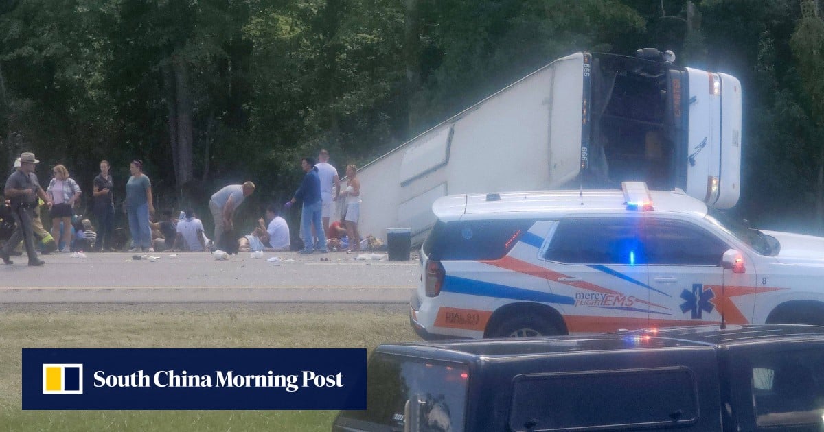 Columbia student Xie Hongzhuo from Beijing among 5 killed in New York tour bus crash