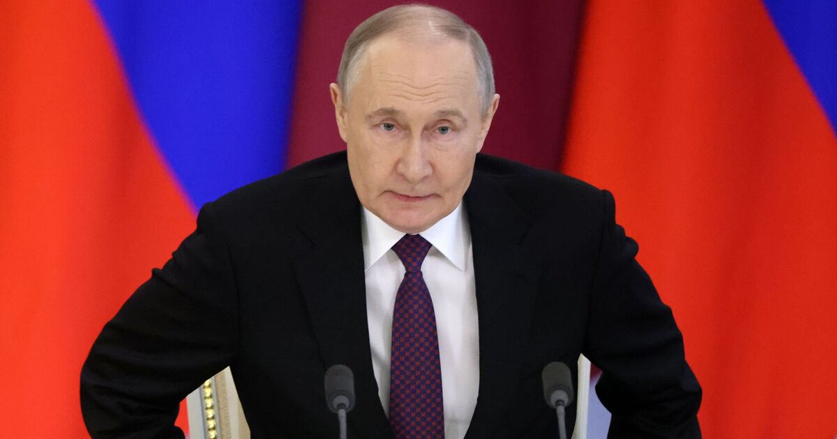 Putin 'takes poo suitcase with him' to crunch Alaska summit with Trump - World News - News