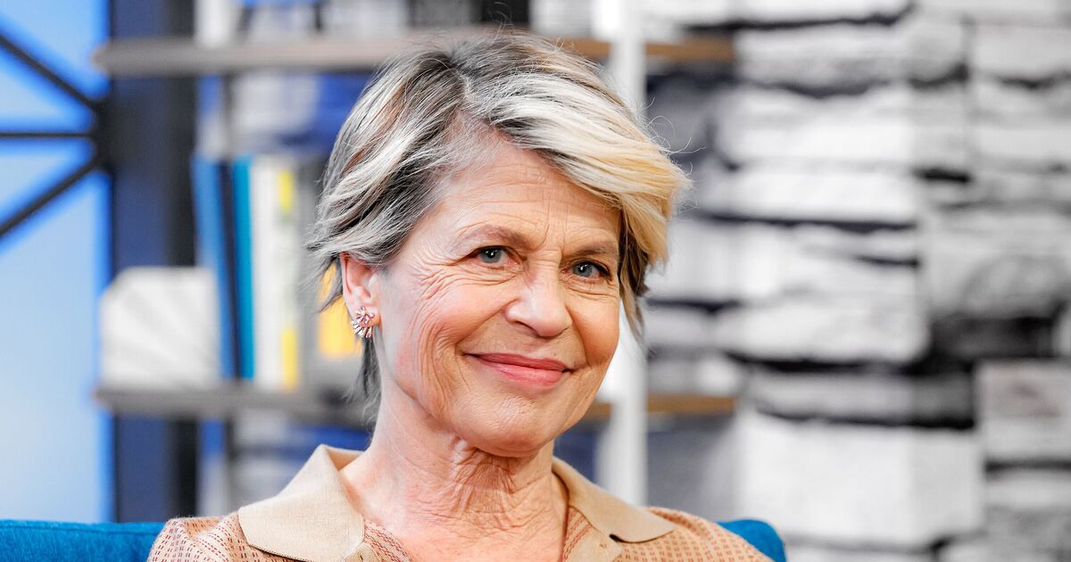 Linda Hamilton shares candid mental health update - Celebrity News - Entertainment