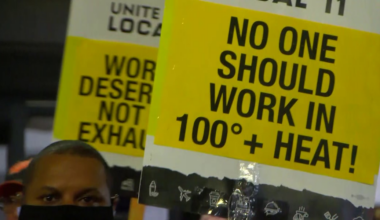 Working conditions for Phoenix Sky Harbor airline catering workers spark protest