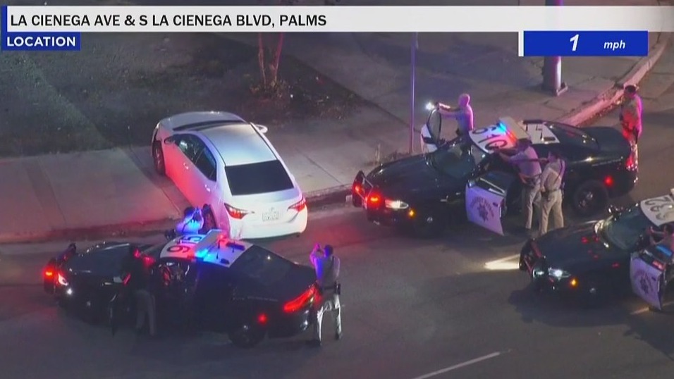 CHP morning pursuit ends in Palms